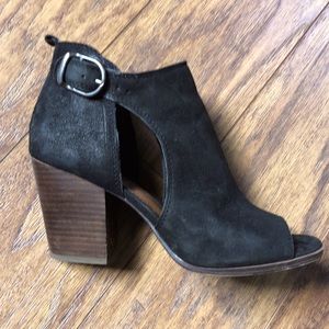 Lucky Brand heeled booties